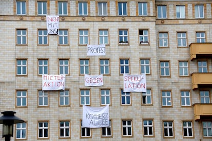 Protesta contra la venta de pisos de alquiler