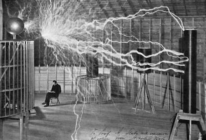 Fotomontaje realizado por Nikola Tesla de su laboratorio en Colorado Springs (EE UU) en la década de 1890.