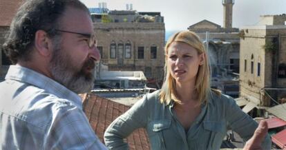 Mandy Patinkin y Claire Danes, en una de las escenas rodadas en Tel Aviv