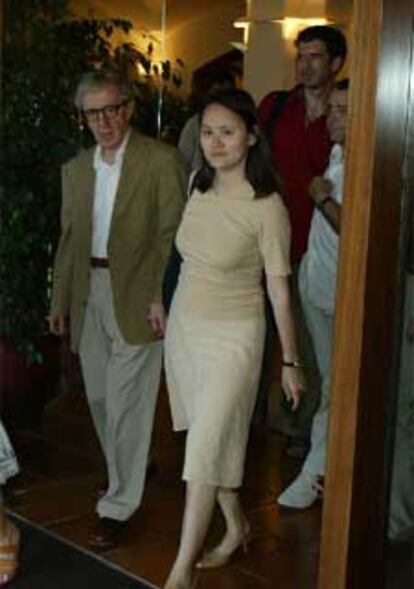 Woody Allen, ayer por la tarde a su llegada al hotel de Peralada.