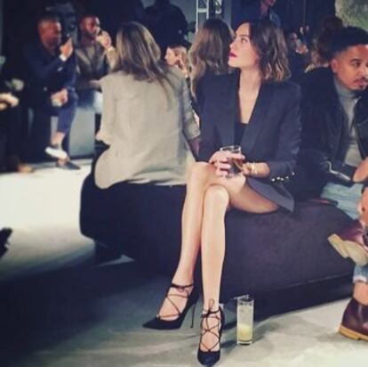 Alexa Chung acude a un evento en noviembre de 2015.