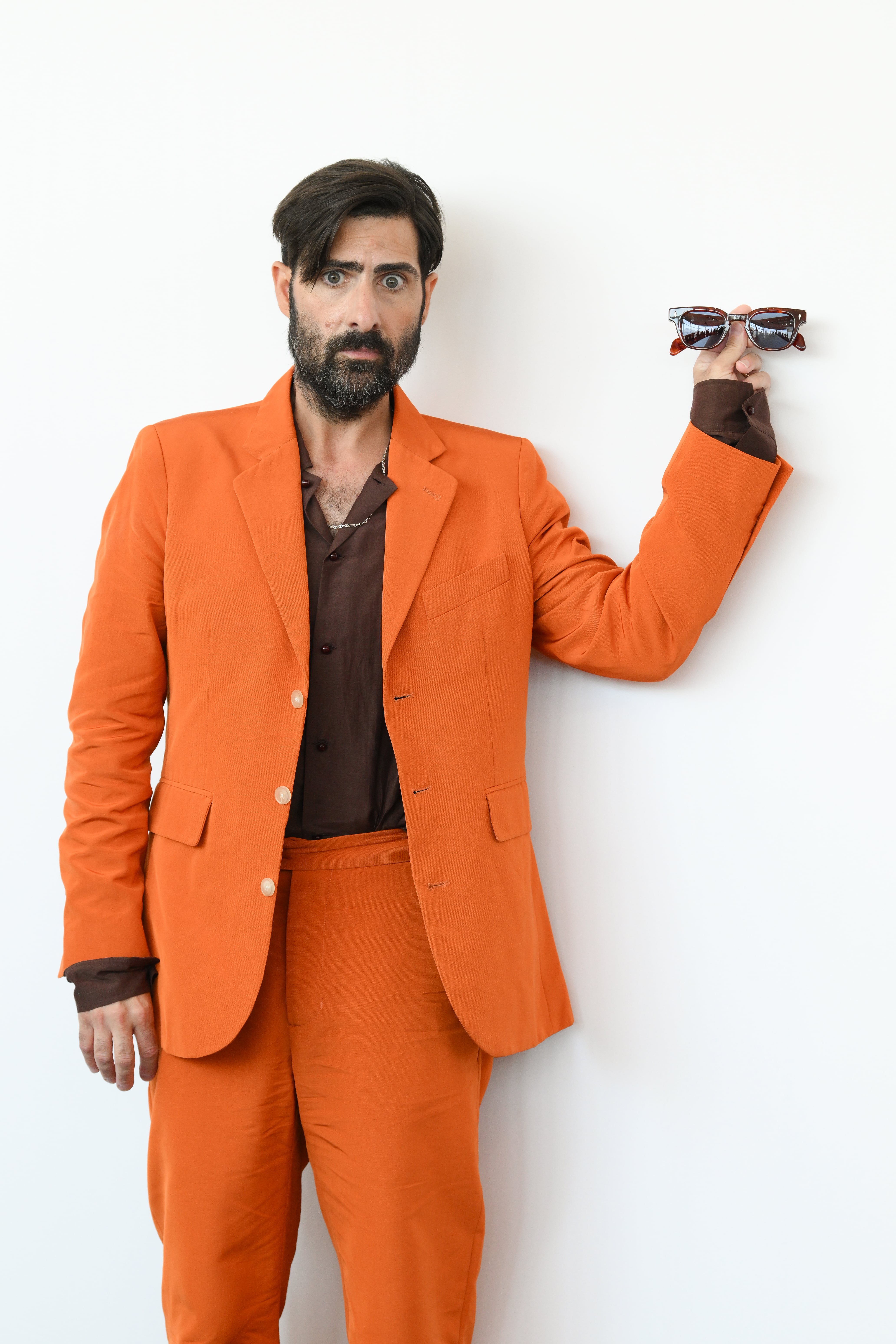 Jason Schwartzman: “Amo trabajar. En casa mi vida diaria es bastante letárgica, pero en un plató...”