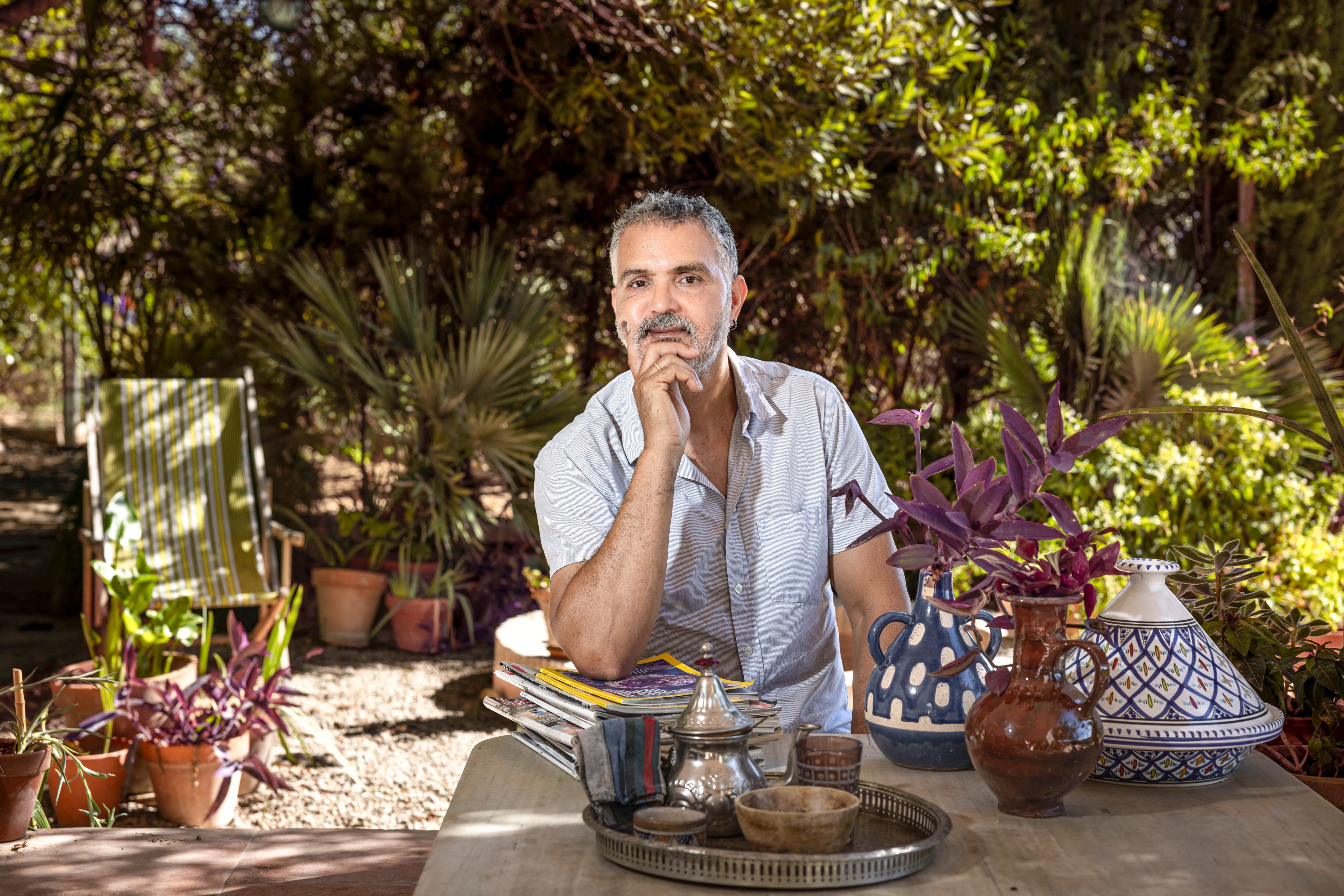 El cocinero Noreddine Lameghaizi, en su casa de campo en Valencia el lunes de esta semana.