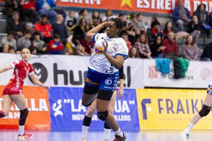 Kaba Gassama, en un partit del club d'handbol BM Granollers.