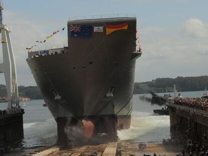 Botadura de un buque militar realizado por Navantia en Australia.