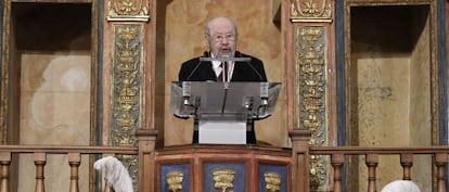 Caballero Bonald durante su discurso.