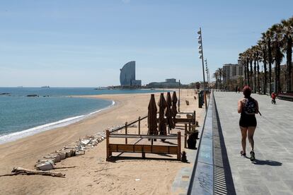 The beach in Barcelona, a city that has been left out of Catalonia's request for partial application of Phase 1. 