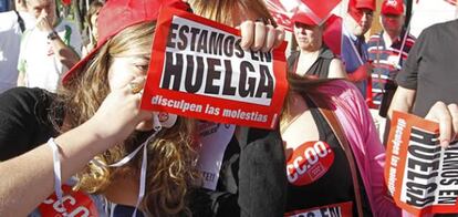 Funcionarios han protestado en Nuevos Ministerios, en Madrid.