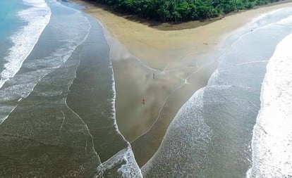 Punta Ballena, en la costa del Pací­fico costarricense.