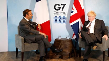 Emmanuel Macron y Boris Johnson, el sábado en la cumbre del G7 en Carbis Bay (Reino Unido).