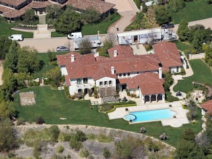 Mansi&oacute;n de Justin Bieber en Calabasas en plena mudanza. El cantante le vendi&oacute; la casa a Khloe Kardashian por siete millones.