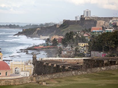 Vista del Viejo San Juan desde el castillo de El Morro en Puerto Rico.