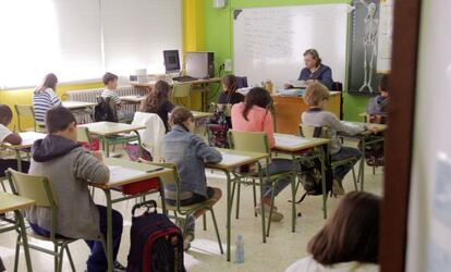 Prueba de rev&aacute;lida en el colegio Lamas de Abade de Santiago.