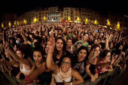 Aspecte de la plaça del mercat el 2012.