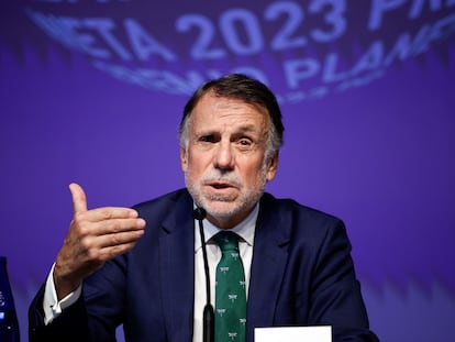 El presidente de Grupo Planeta, José Creuheras, durante la rueda de prensa previa a la entrega de los premios de este año.