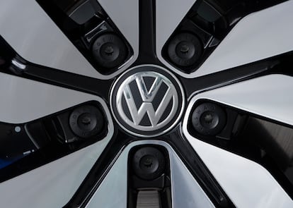 An e-Golf electric car with the VW logo on a rim is pictured in the German car manufacturer Volkswagen Transparent Factory in Dresden, eastern Germany, in April 2017.