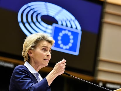 La presidenta de la Comisión Europea, Ursula von der Leyen, durante su intervención este miércoles ante el Parlamento Europeo en Bruselas.