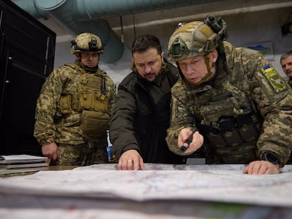 El presidente de Ucrania, Volodímir Zelenski, en una visita a la región de Járkov la semana pasada.