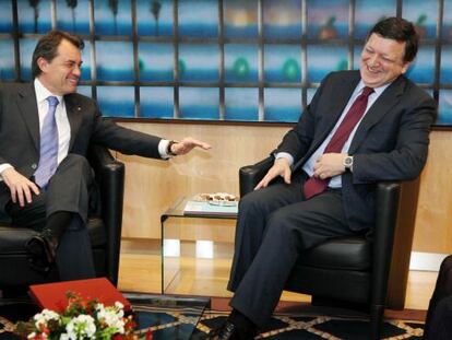 El presidente de la Generalitat, Artur Mas, junto al presidente de la Comisón Europea, José Manuel Durão Barroso.