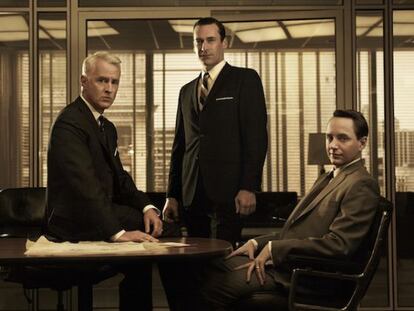 Los protagonistas de &#039;Mad Men&#039; en una de las &uacute;ltimas im&aacute;genes promocionales.