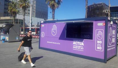 El stand se ha instalado en el paseo Marítimo.