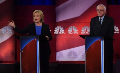 Clinton y Sanders, en el debate de este domingo