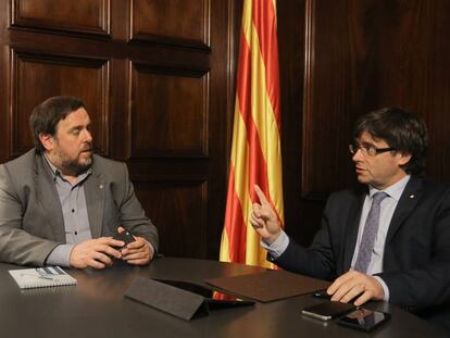 Reuni&oacute; de Junqueras i Puigdemont, avui al Parlament, per tractar el d&egrave;ficit.