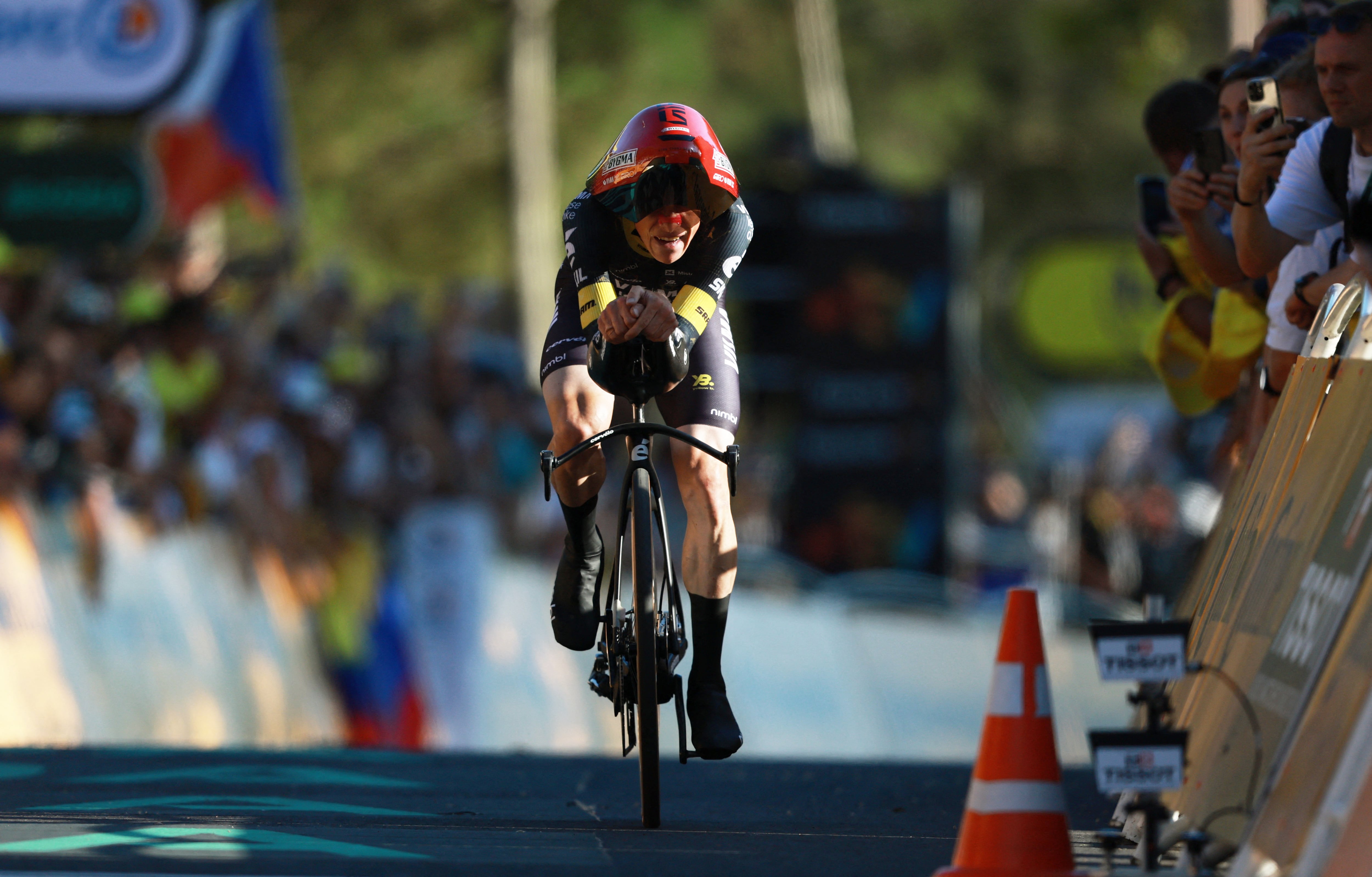 No siempre gana Pogacar: Vingegaard de amarillo en el Tour de Francia