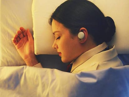 LG Breeze, los auriculares que te permiten saber si duermes bien