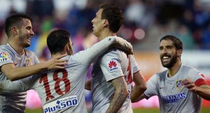 Mandzukic celebra uno de sus goles al Eibar.