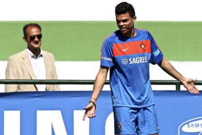 Pepe, en un entrenamiento con la selección portuguesa.