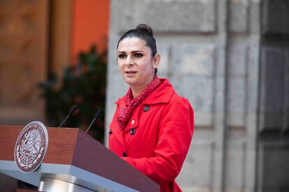 Imagen de archivo de Ana Guevara durante una conferencia matutina de Presidencia.
