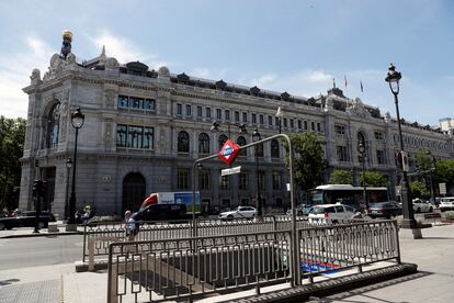 Exterior de la sede del Banco de España, en Madrid.