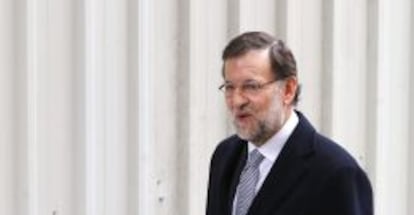 El presidente del Gobierno, Mariano Rajoy , llega al Congreso de los Diputados.