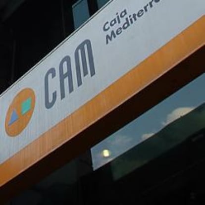 Sabadell subirá al pódium de los bancos sistémicos si se hace con CAM