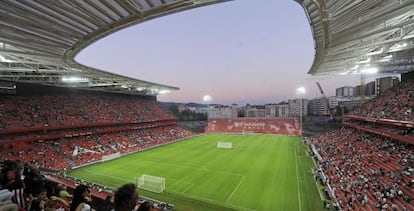 Vista do novo estádio de San Mamés.