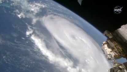 Esta imagen de la NASA muestra la evolución del huracán Dorian visto desde la Estación Espacial Internacional, el pasado miércoles.