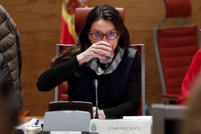 La vicepresidenta Mónica Oltra durante su comparecencia hoy ante el Senado.