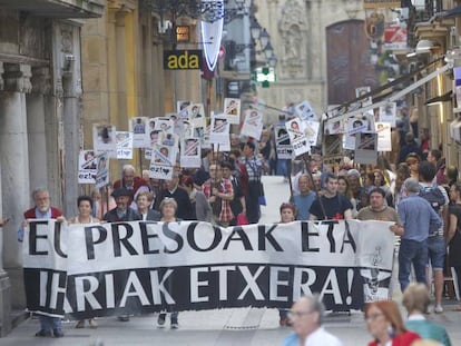 Manifestación de familiares de presos de ETA celebrada el pasado 20 de abril en San Sebastián.