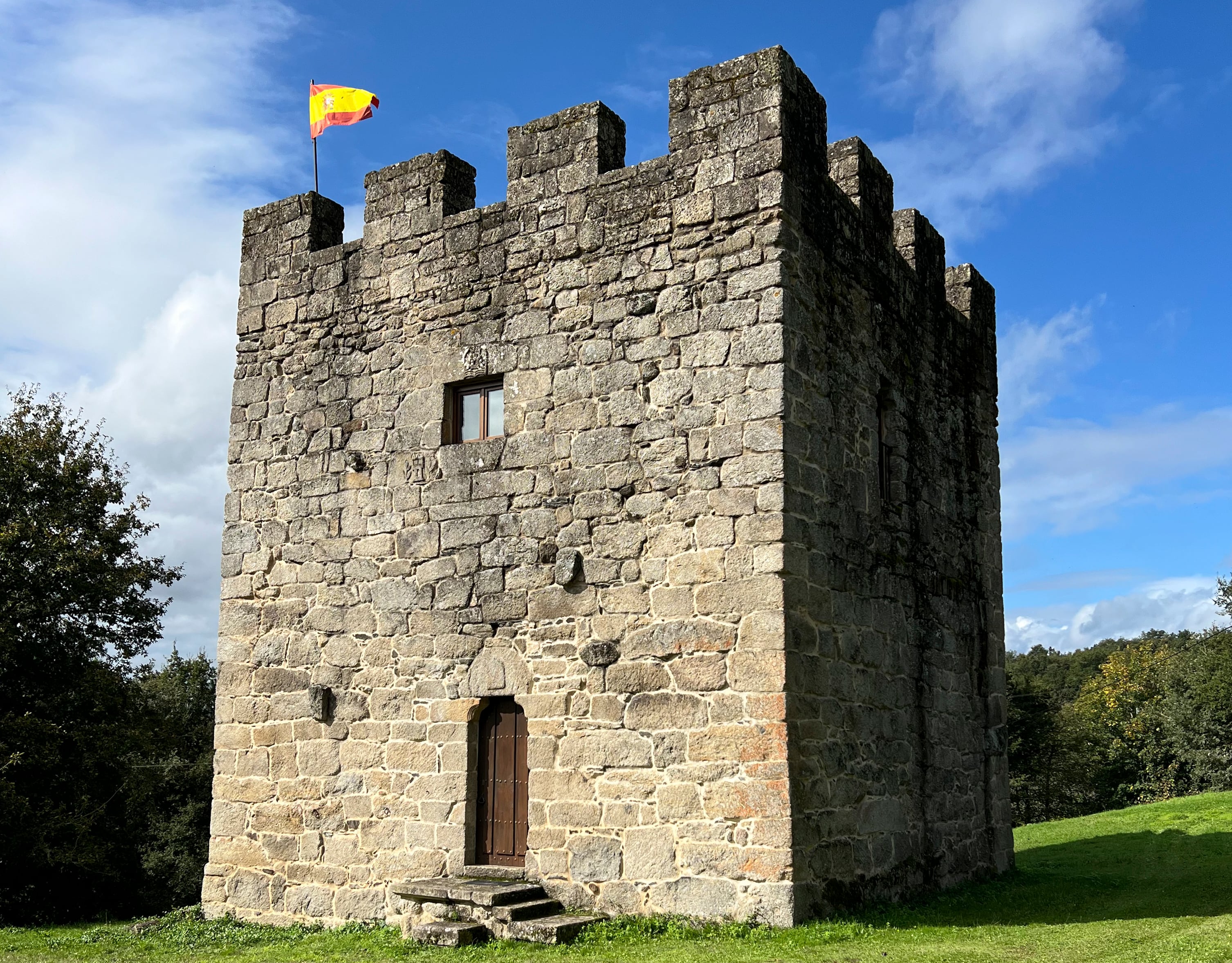 Torre-Fuerte de la Candaira en el municipio lucense de O Saviñao.