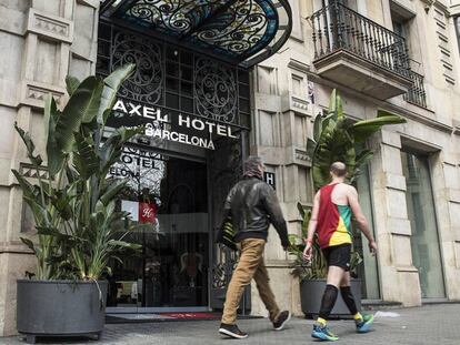 Fachada del hotel Axel en Barcelona, especializado en turismo gay. 
