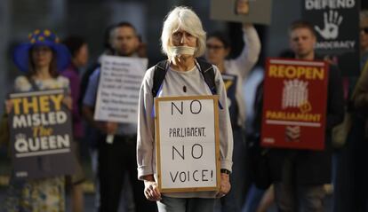 Protesta contra el cierre del Parlamento, este martes frente al Supremo en Londres.