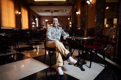 Raphael posa para la entrevista, el jueves.
