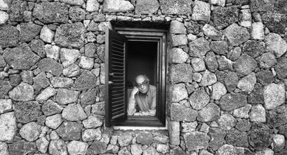 José Saramago en Lanzarote, en 1998.