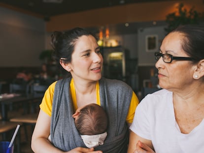 La falta de tiempo para dedicarle a los hijos y la carga mental son los dos factores que más impactan a las mujeres.