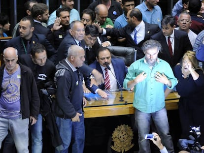 Manifestantes durante invasão da Câmara.