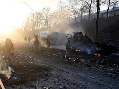 El tercer día de la ofensiva de Rusia en Ucrania, en imágenes