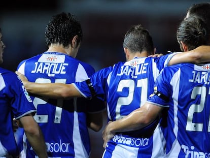 Jugadores del Espanyol, durante el homenaje a Jarque. 