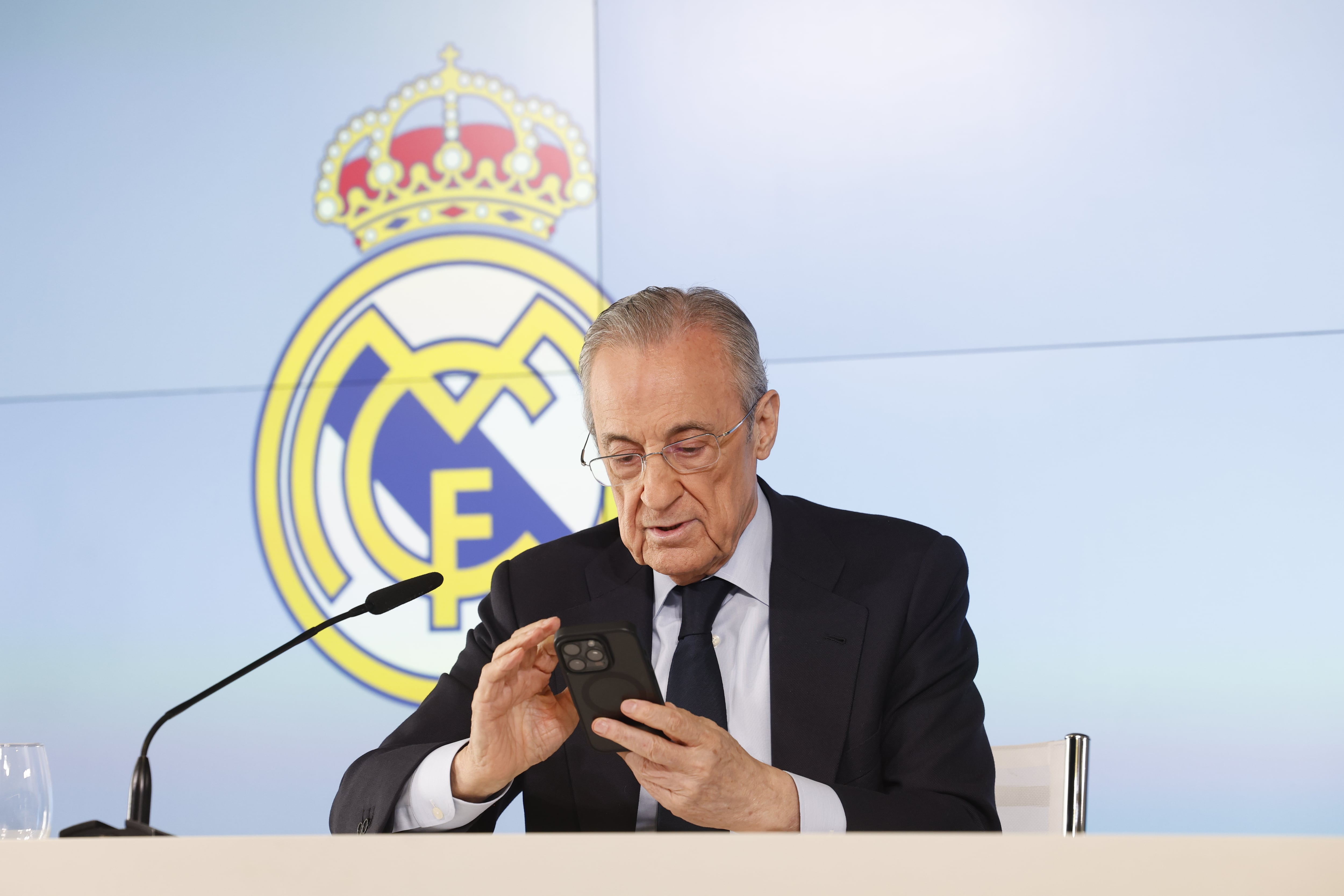 Trump irrumpe con Florentino en la otra Casa Blanca
