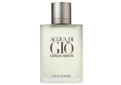 Acqua di Gio Homme, de Giorgio Armani. Viento, agua salada y una piel bronceada bajo el ardiente sol del Mediterráneo. Con notas especiadas, sal marina y hedione.